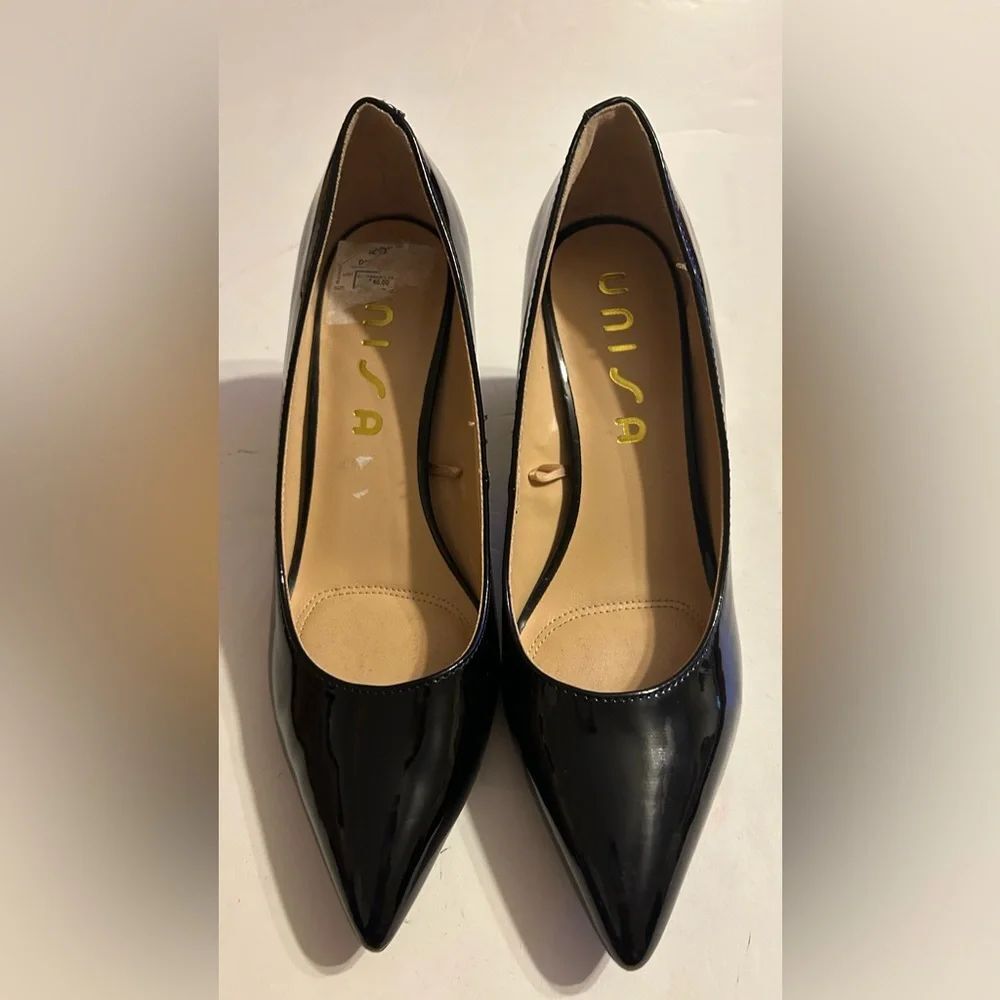 Unisa Black Patent heels size 9